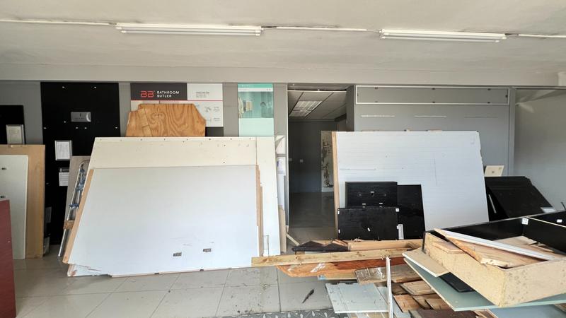 To Let commercial Property for Rent in Paarden Eiland Western Cape